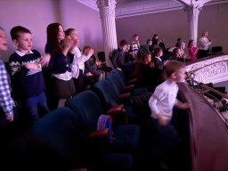 Klasy 1b i 1c w teatrze